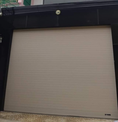 cửa cuốn nan nhôm khe thoáng màu cà phê