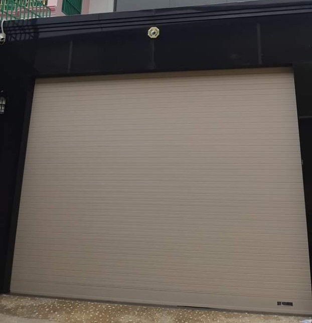 cửa cuốn nan nhôm khe thoáng màu cà phê